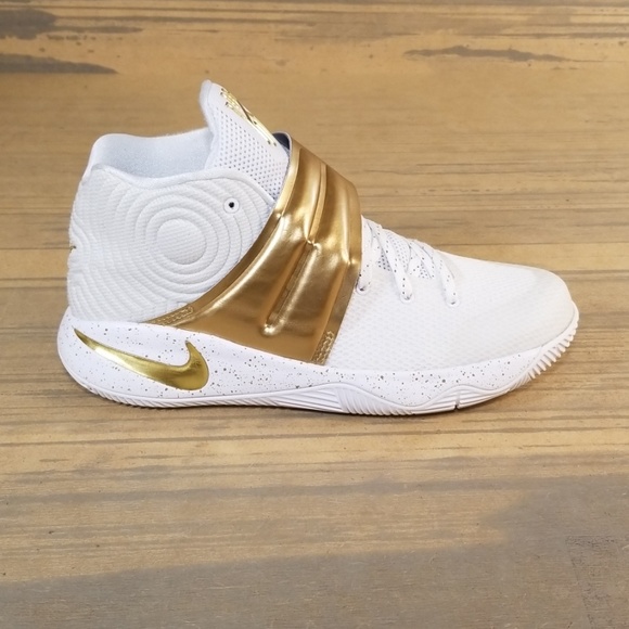 kyrie 2 finals